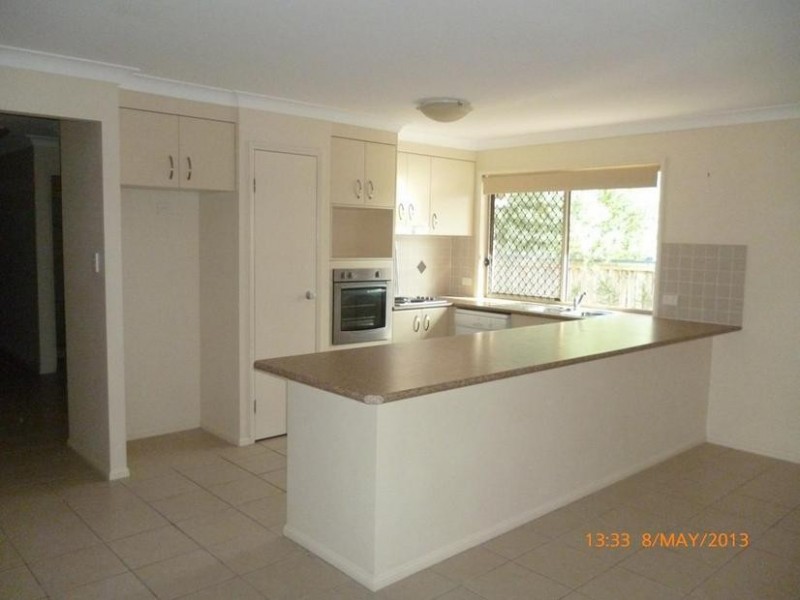 2 Oak Leaf Street, Springfield Lakes QLD 4300