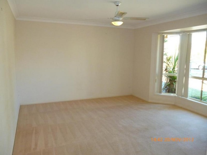 5 Booloumba Crescent, Forest Lake QLD 4078