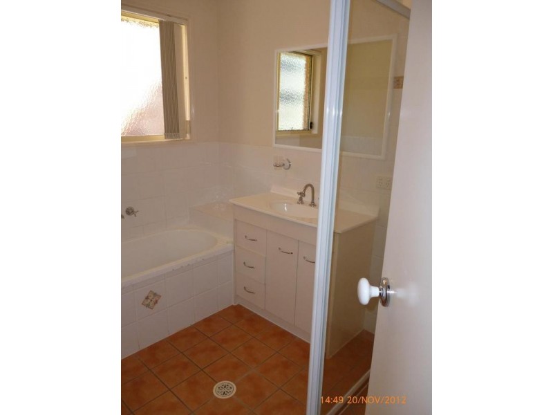 5 Booloumba Crescent, Forest Lake QLD 4078