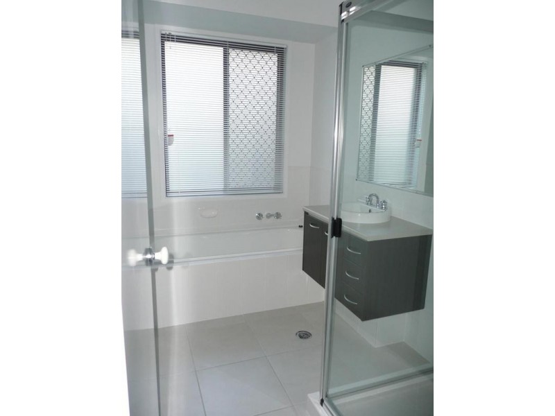31 The Promenade, Springfield Lakes QLD 4300