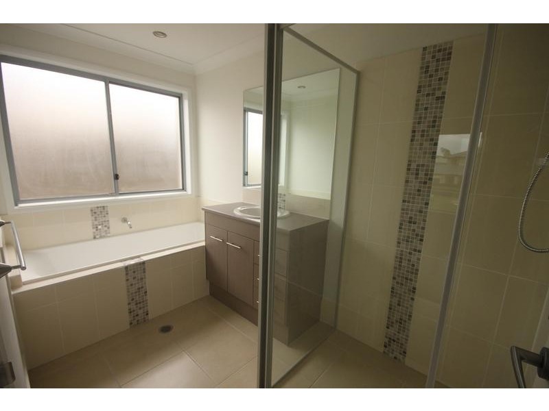 45 Liberty Crescent, Springfield Lakes QLD 4300