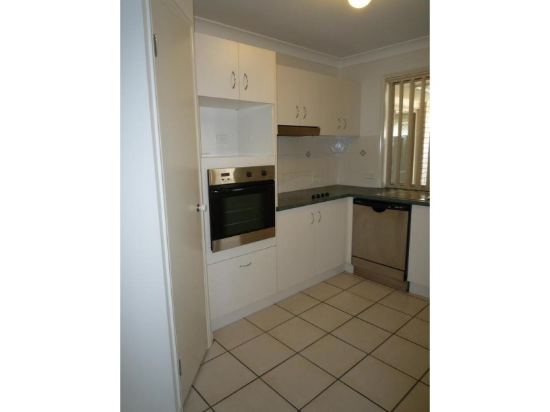 10 Burnside Place, Forest Lake QLD 4078