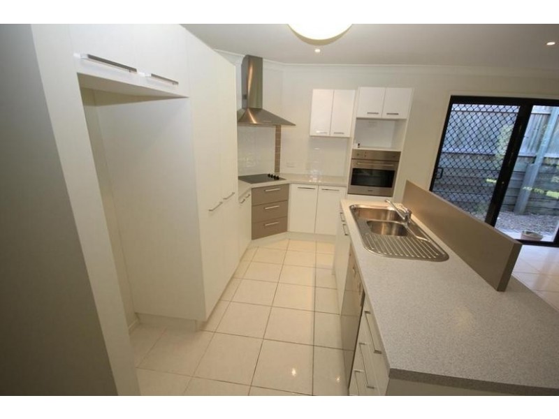 21 Speckled Circuit, Springfield Lakes QLD 4300