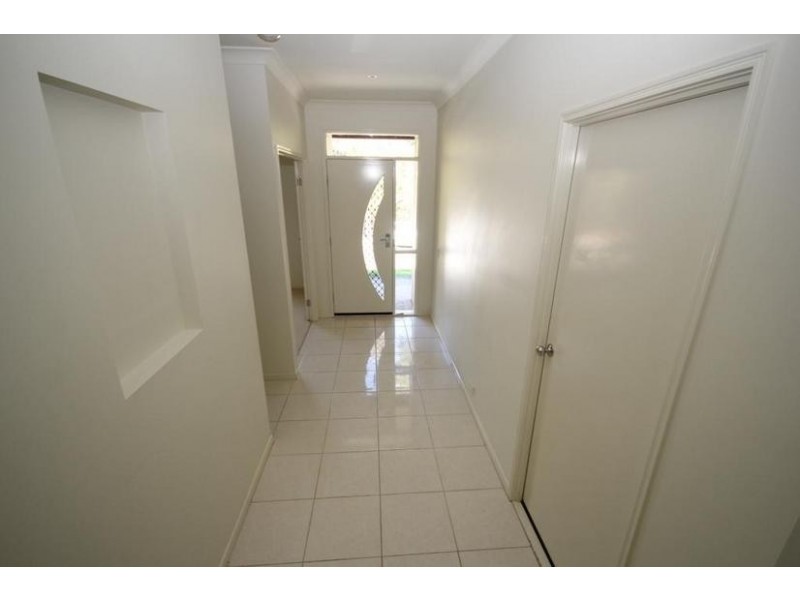 21 Speckled Circuit, Springfield Lakes QLD 4300
