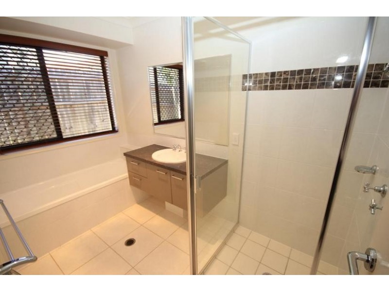 21 Speckled Circuit, Springfield Lakes QLD 4300