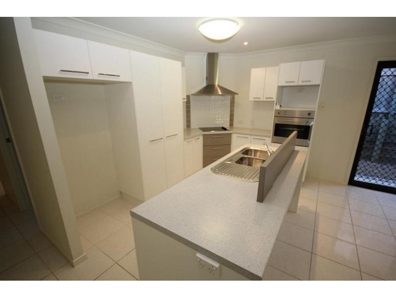 21 Speckled Circuit, Springfield Lakes QLD 4300