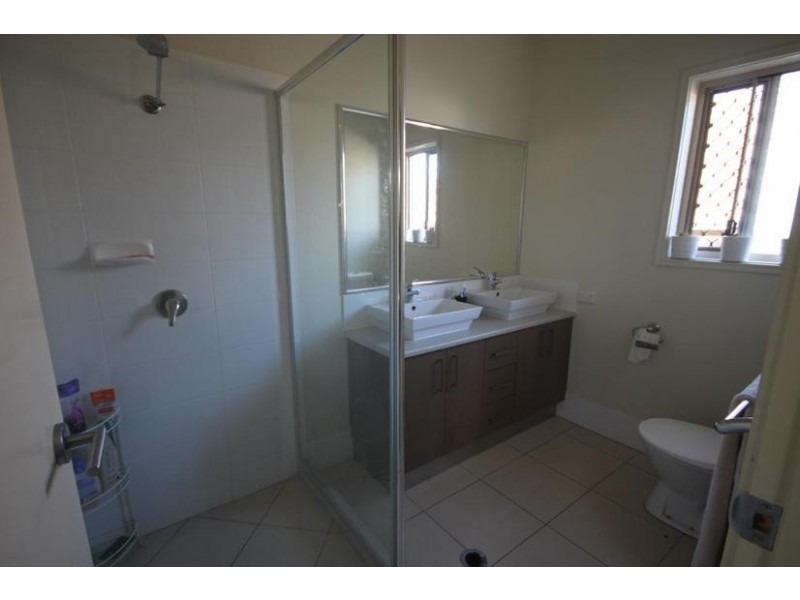 9 Vedanta Drive, Springfield Lakes QLD 4300