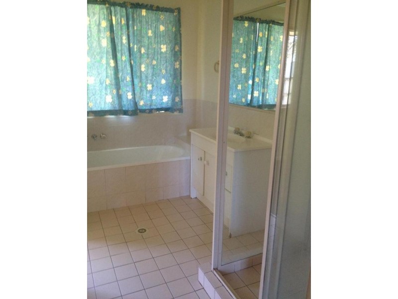 6 Gumnut Grove, Redbank Plains QLD 4301