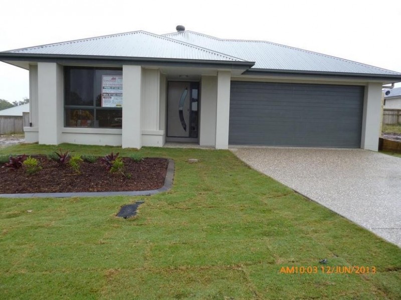 9 Isidore Street, Augustine Heights QLD 4300