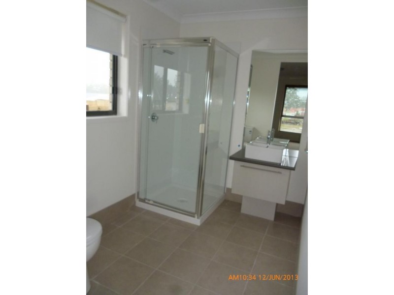 9 Isidore Street, Augustine Heights QLD 4300