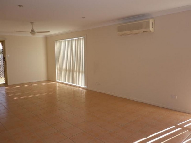 27 Isabella Street, Collingwood Park QLD 4301