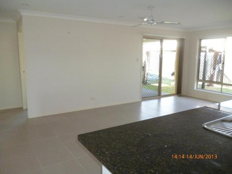 5 Epping Lane, Springfield Lakes QLD 4300