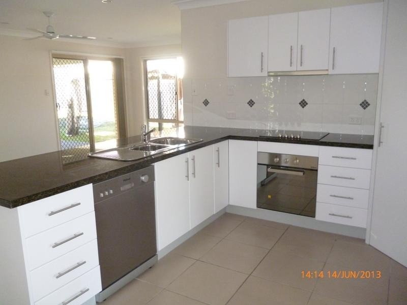 5 Epping Lane, Springfield Lakes QLD 4300