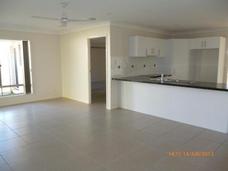 5 Epping Lane, Springfield Lakes QLD 4300