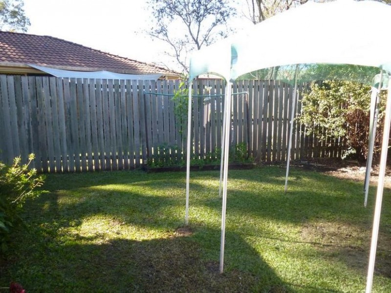 2/7 Donegal Court, Raceview QLD 4305
