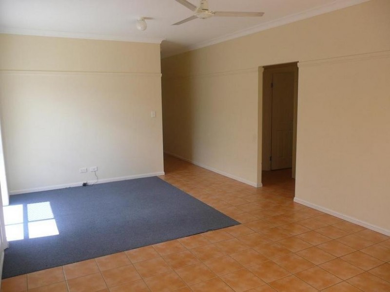 9 Berkshire Place, Springfield Lakes QLD 4300