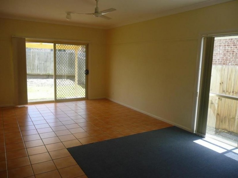9 Berkshire Place, Springfield Lakes QLD 4300