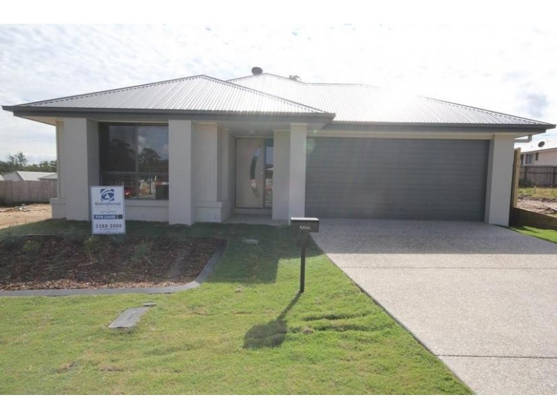 9 Isidore Street, Augustine Heights QLD 4300