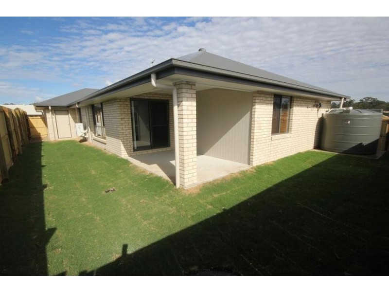 9 Isidore Street, Augustine Heights QLD 4300