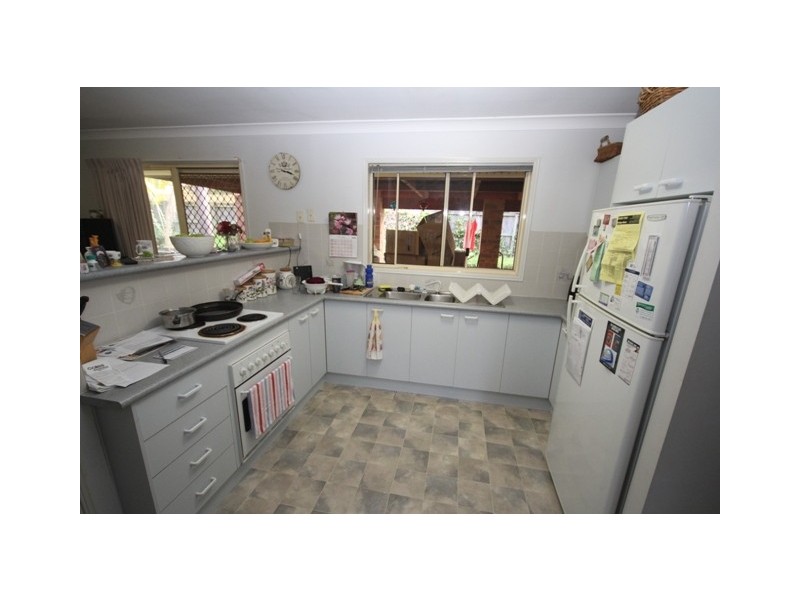 2 Finn Court, Camira QLD 4300