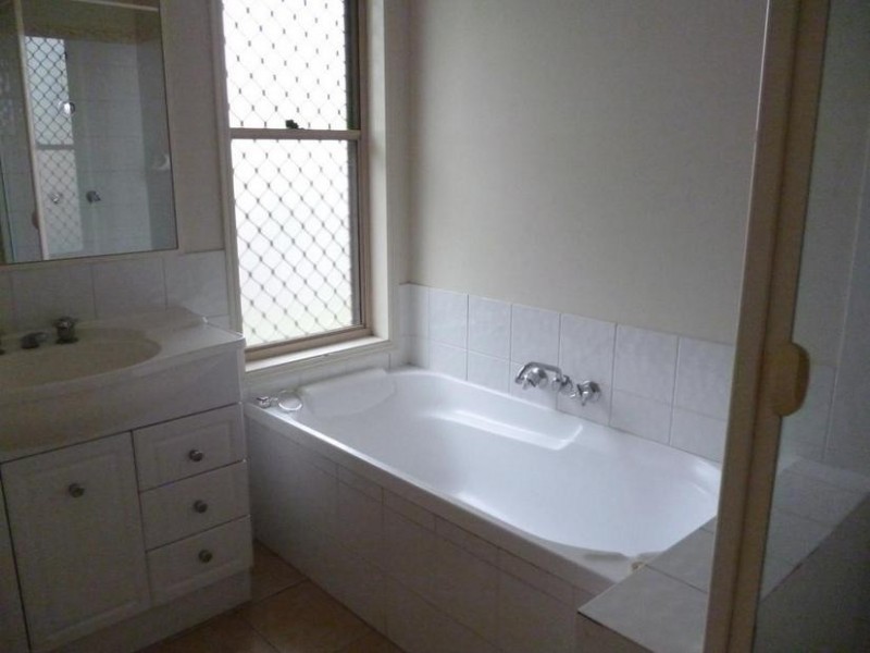 1 Ashton Place, Springfield QLD 4300