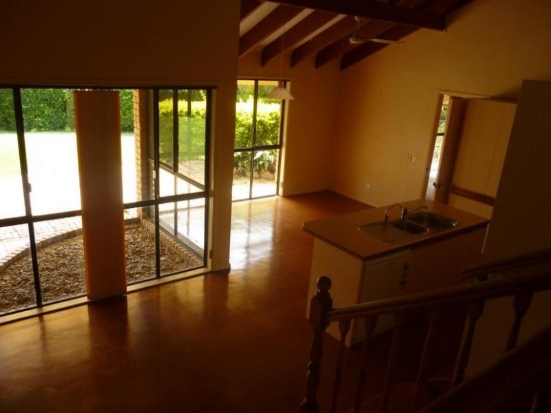 5 Warburton Court, Collingwood Park QLD 4301