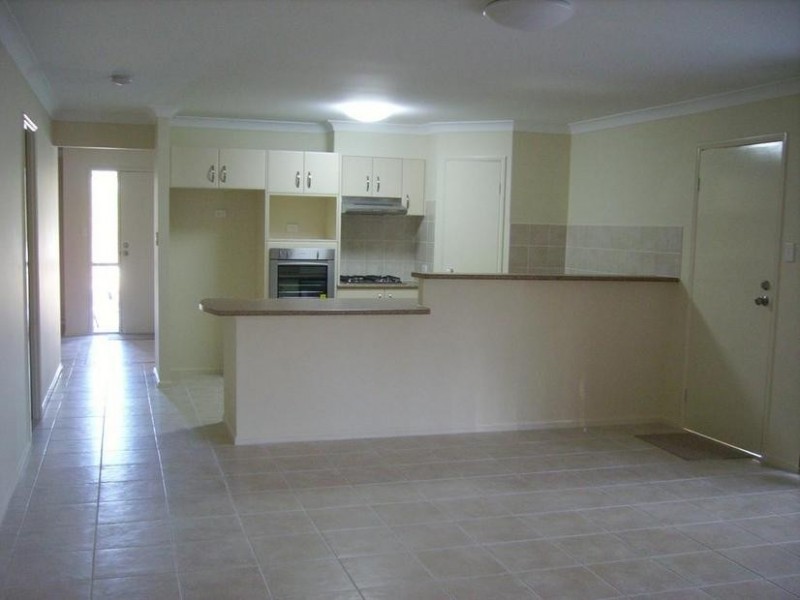 15 Kondalilla Crescent, Springfield Lakes QLD 4300