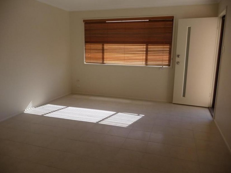 4/244 Redbank Plains Road, Redbank Plains QLD 4301