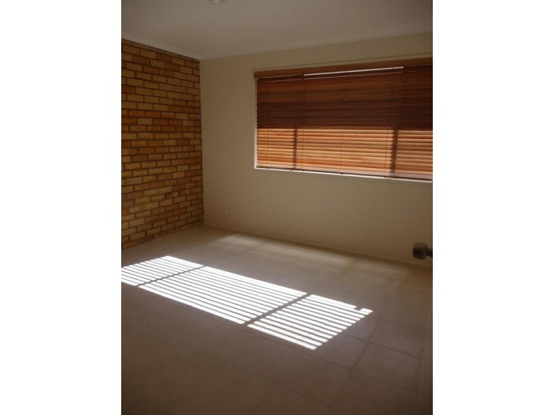 4/244 Redbank Plains Road, Redbank Plains QLD 4301