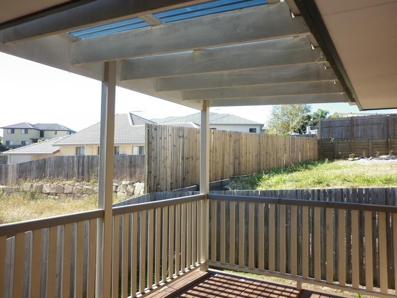 17 Opossum Circuit, Springfield Lakes QLD 4300