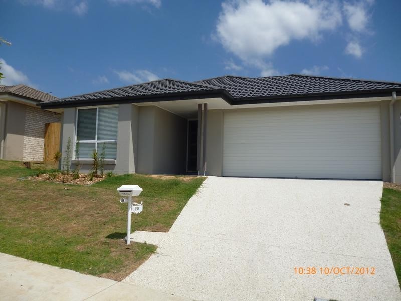 100 Valentine Circuit, Augustine Heights QLD 4300