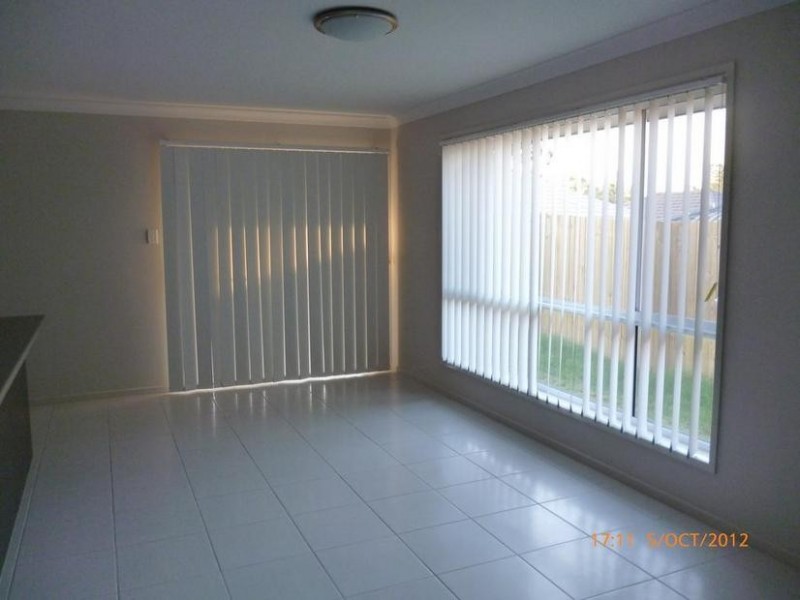 100 Valentine Circuit, Augustine Heights QLD 4300