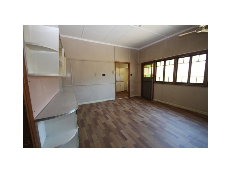 2 Fox Street, Redbank QLD 4301