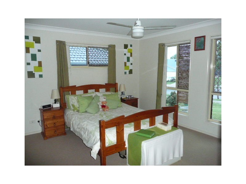 98 James Josey Avenue, Springfield Lakes QLD 4300