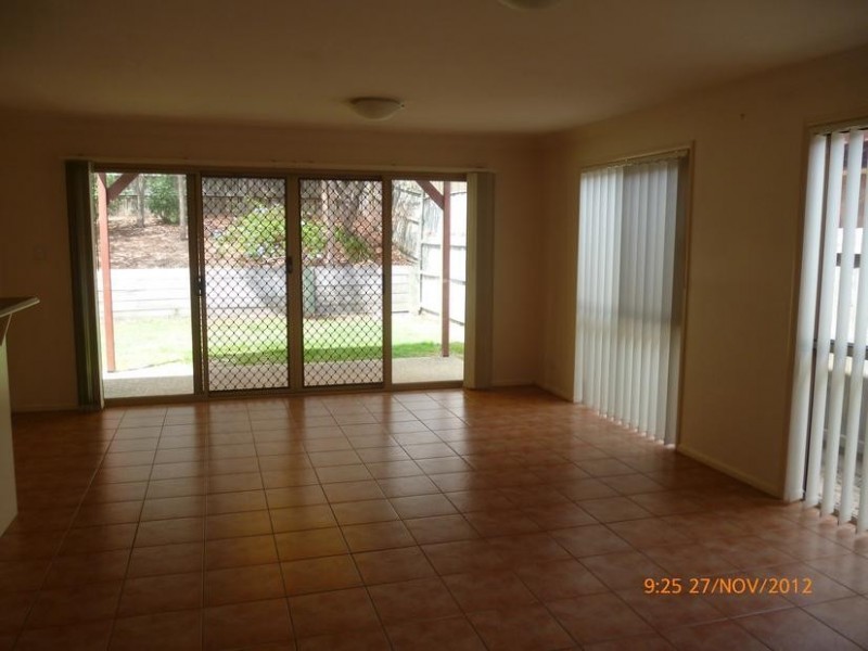 25 Starr Street, Forest Lake QLD 4078