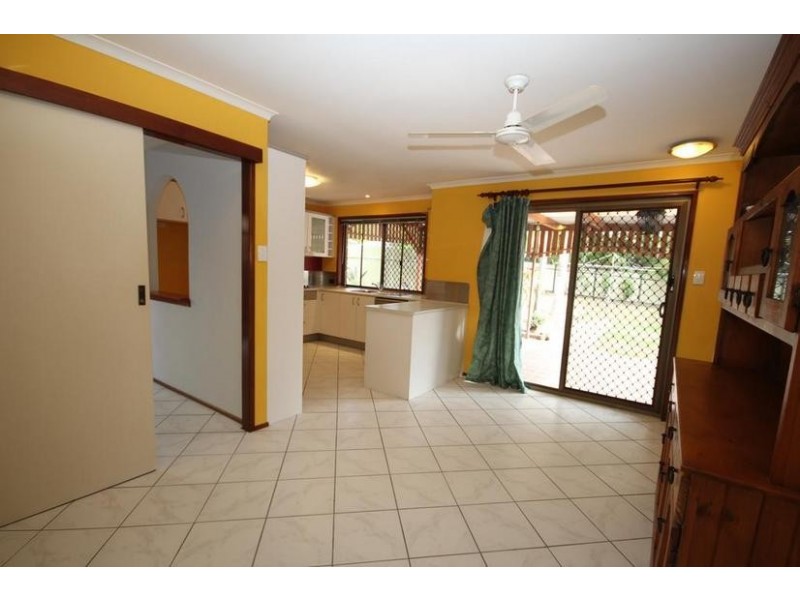 6 Ron Street, Camira QLD 4300