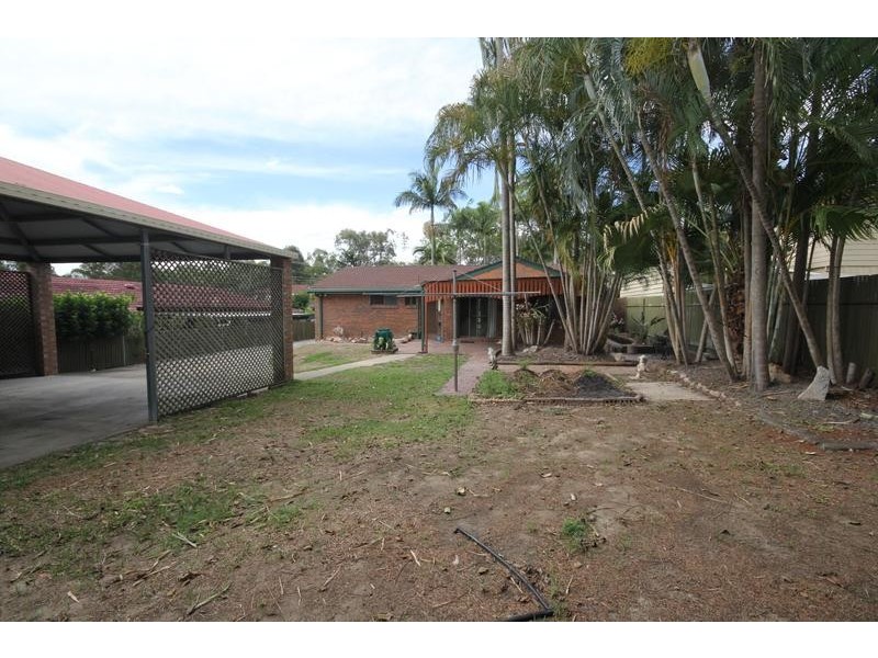 6 Ron Street, Camira QLD 4300