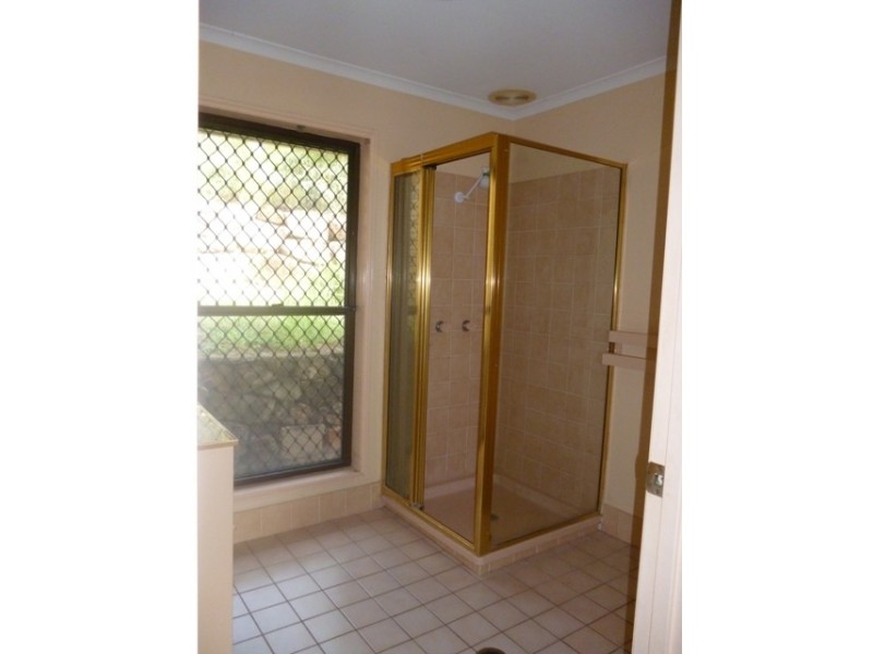 5 Warburton Court, Collingwood Park QLD 4301