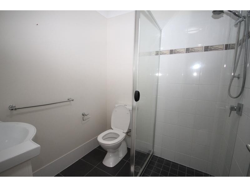 22 De Valera Street, Collingwood Park QLD 4301