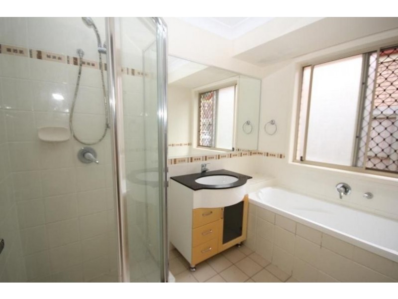 11 O’Brien Court, Collingwood Park QLD 4301