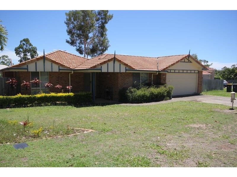 18 Central Street, Forest Lake QLD 4078