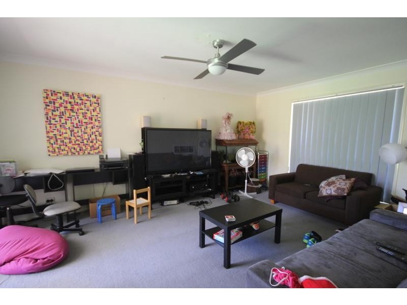 18 Central Street, Forest Lake QLD 4078