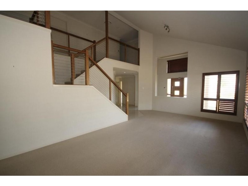 61 Juniper Street, Heathwood QLD 4110