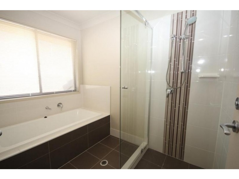 61 Juniper Street, Heathwood QLD 4110