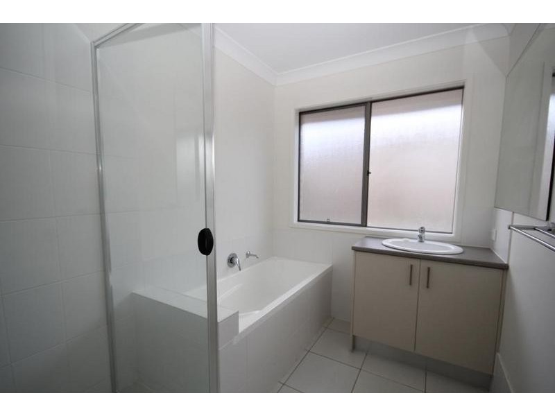 10 Huntley Crescent, Redbank Plains QLD 4301