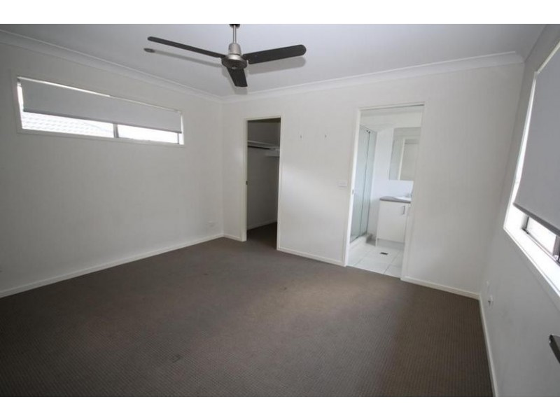 10 Huntley Crescent, Redbank Plains QLD 4301