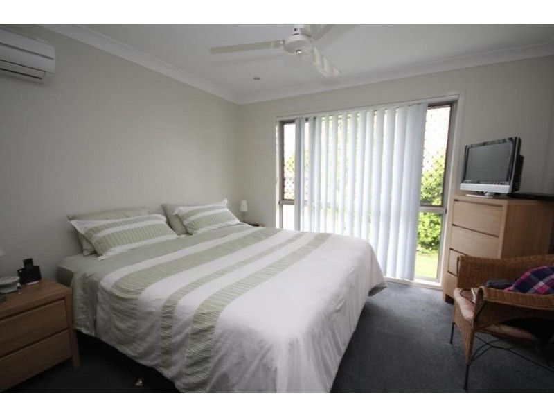 17 Quinn Close, Augustine Heights QLD 4300