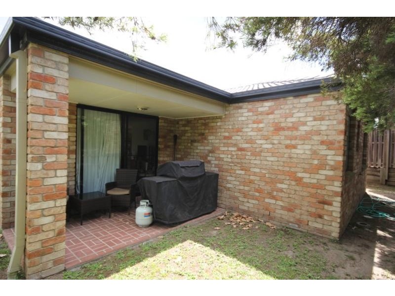 8 Bidford Street, Springfield QLD 4300