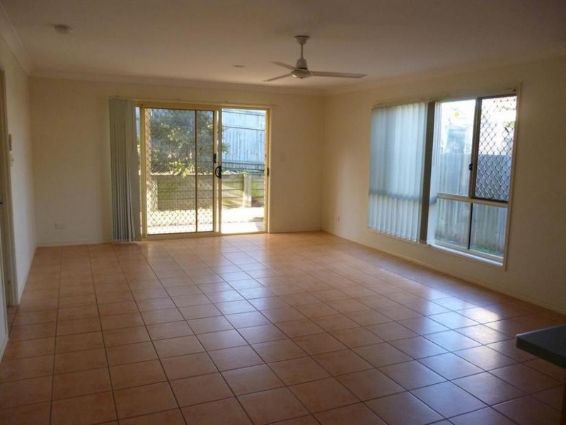 86 James Josey Avenue, Springfield Lakes QLD 4300