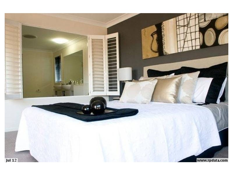 9 Brigid Boulevard, Augustine Heights QLD 4300